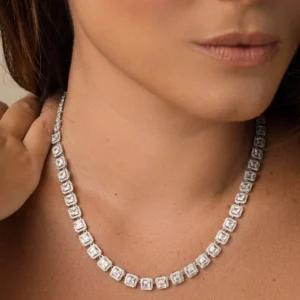 Colar Riviera com Zircônias Transparentes Banhado em Ródio Branco