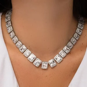 Conjunto Colar e Brinco com Zircônias Transparentes Banhado em Ródio Branco