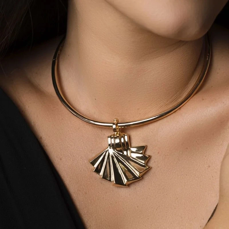 Pingente Oasis Ventos Banhado a Ouro 18K
